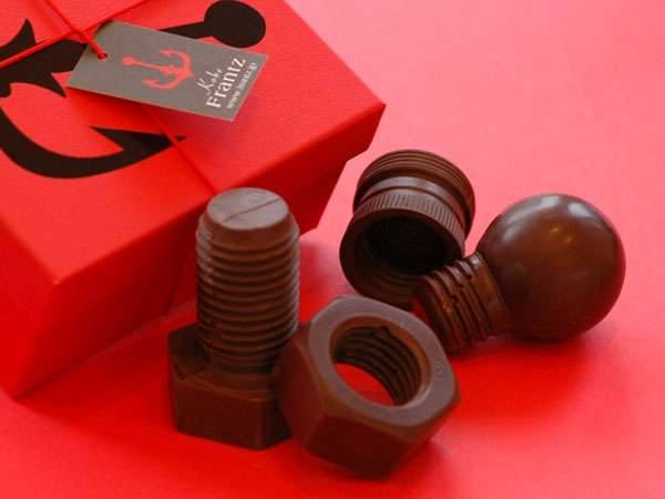 Болты и гайки из шоколада, интересные формы для шоколада