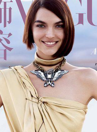 Аризона Мьюз на обложке Vogue Китай