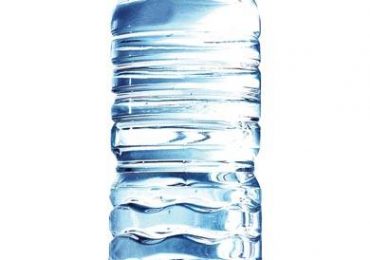 Вредна ли вода из пластиковых бутылок?