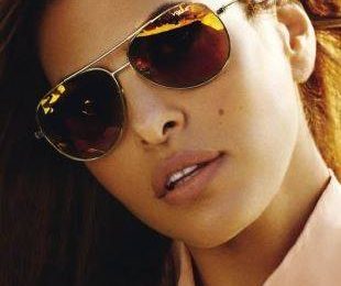 Ева Мендес в кампании Vogue Eyewear