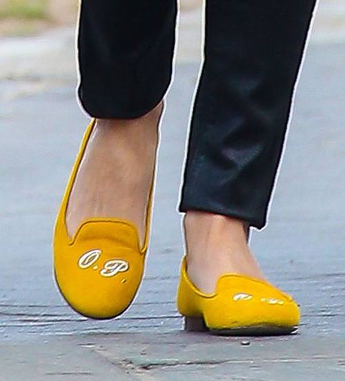 Обувь и платье Оливии Палермо