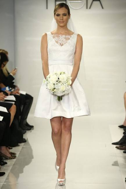 Необычные свадебные платья Theia White на осень-зиму
