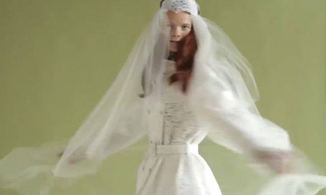 Необычные свадебные наряды для V Magazine