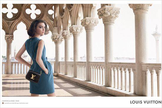 Дэвид Боуи и Аризона Мьюз для Louis Vuitton кампании