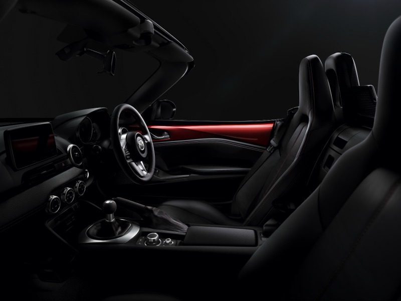 Революция! Новая Mazda MX-5 2015 - у нас есть фотографии
